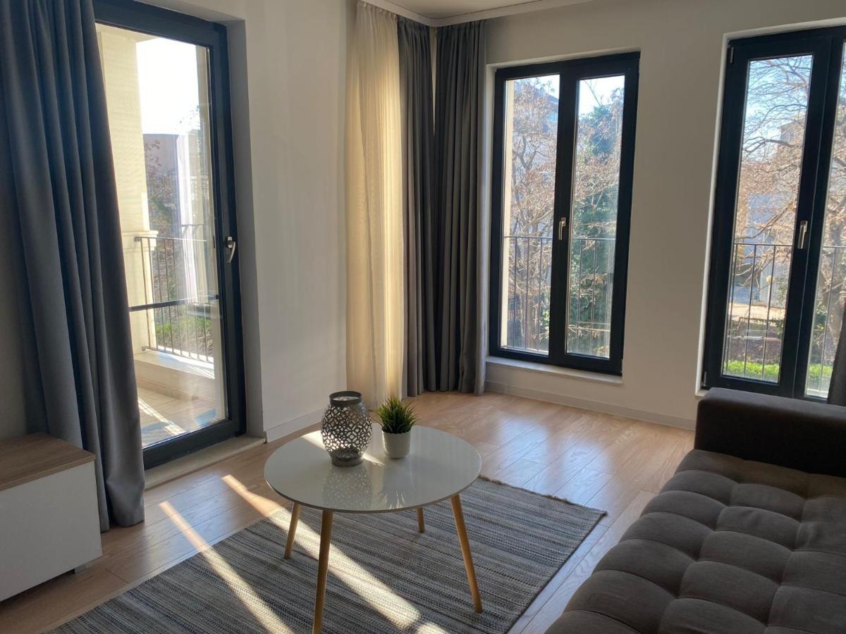 Brand New Apartment With Outdoor Swimming Pool Варна Екстериор снимка